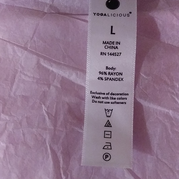 🆓🌠MSRP $42 Yogalicious Candied Lilac Large - Picture 10 of 16